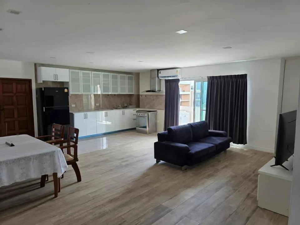 Property photos for La Maison Sukhumvit 22