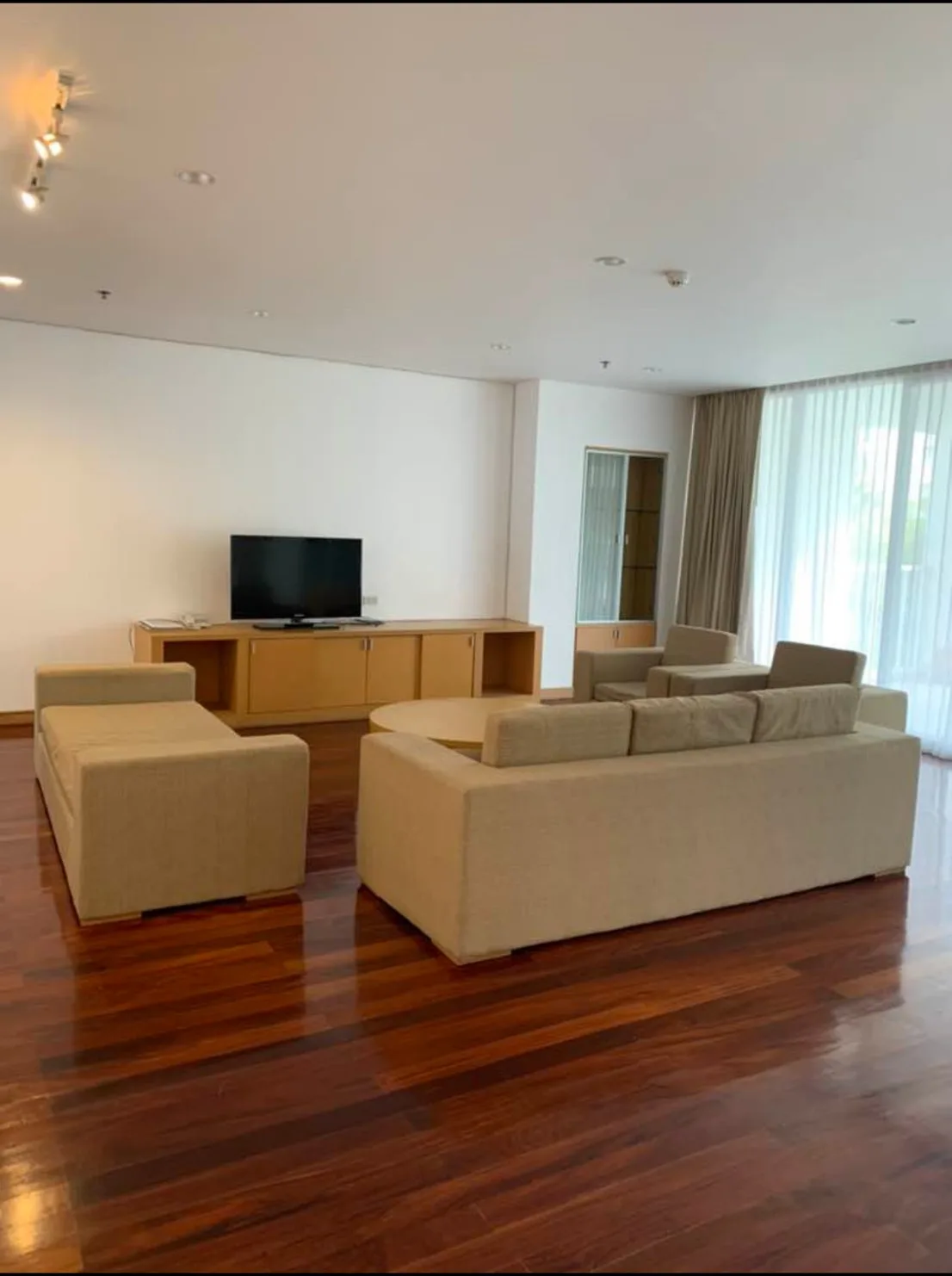 Property photos for Ekamai Gardens (shama Ekamai)