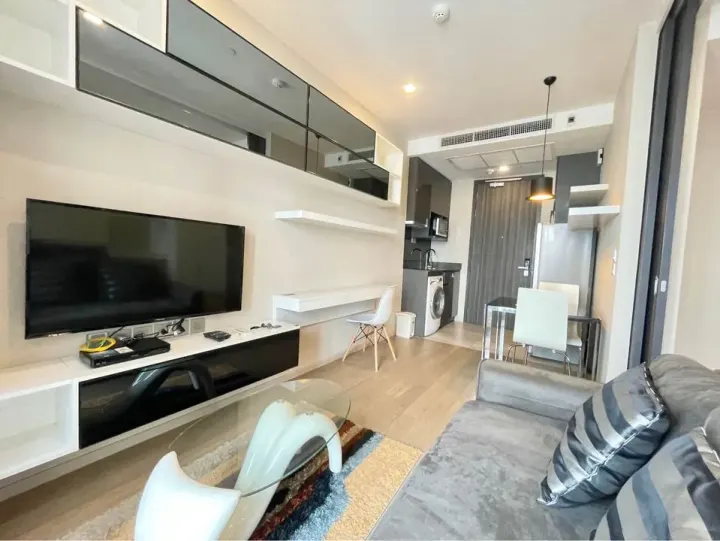 Property photos for Ashton Asoke