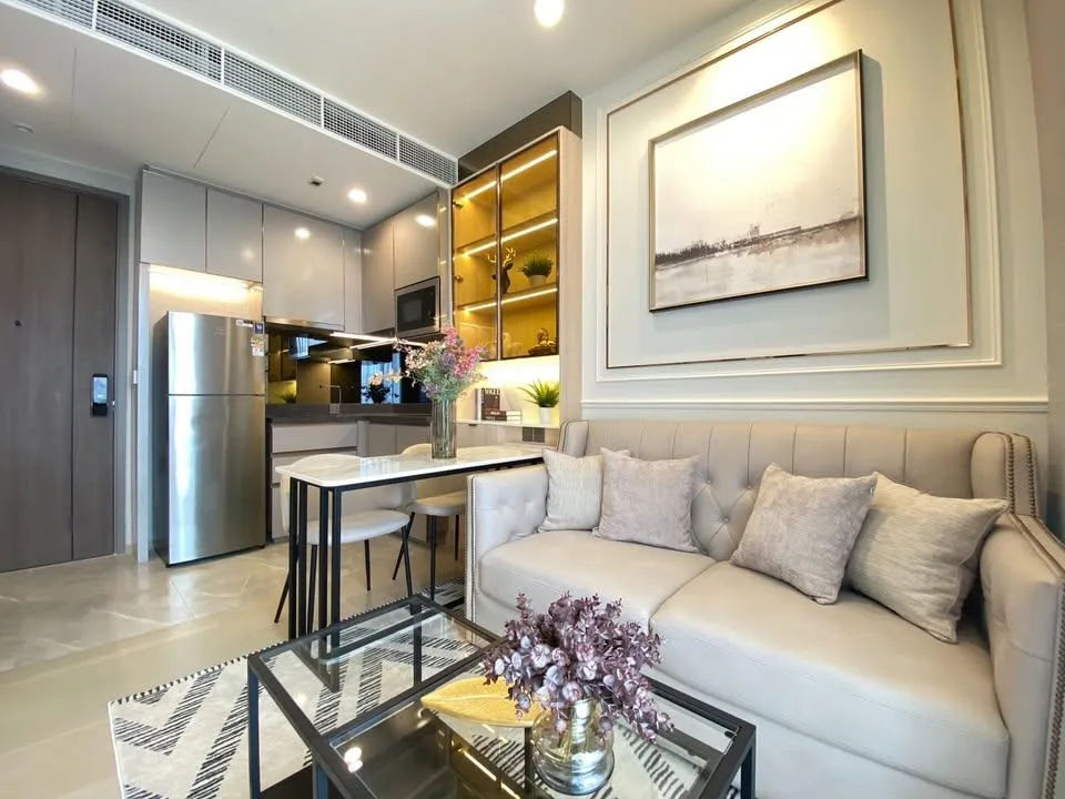Property photos for The Extro Phayathai-rangnam
