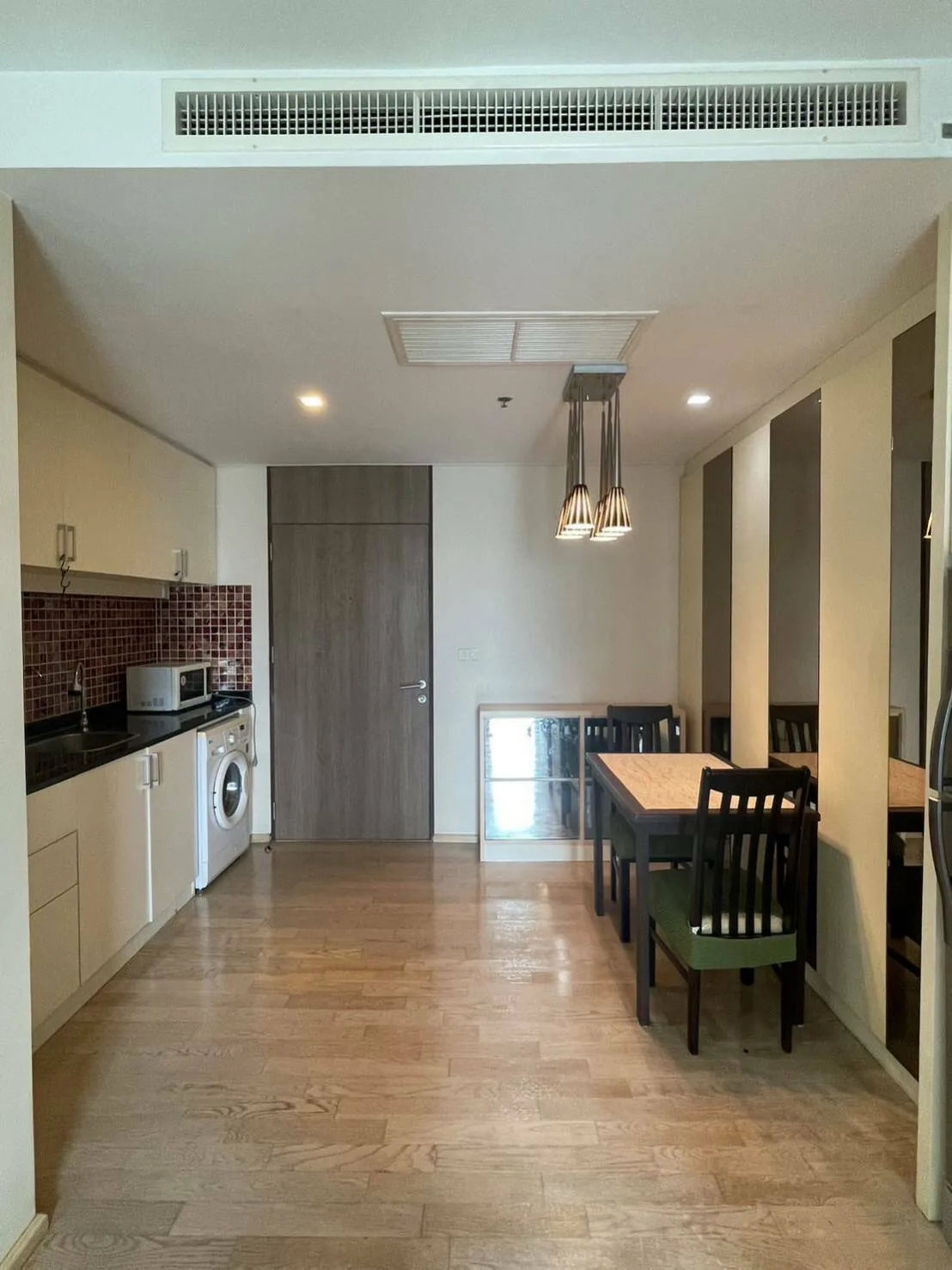 Property photos for Noble Remix