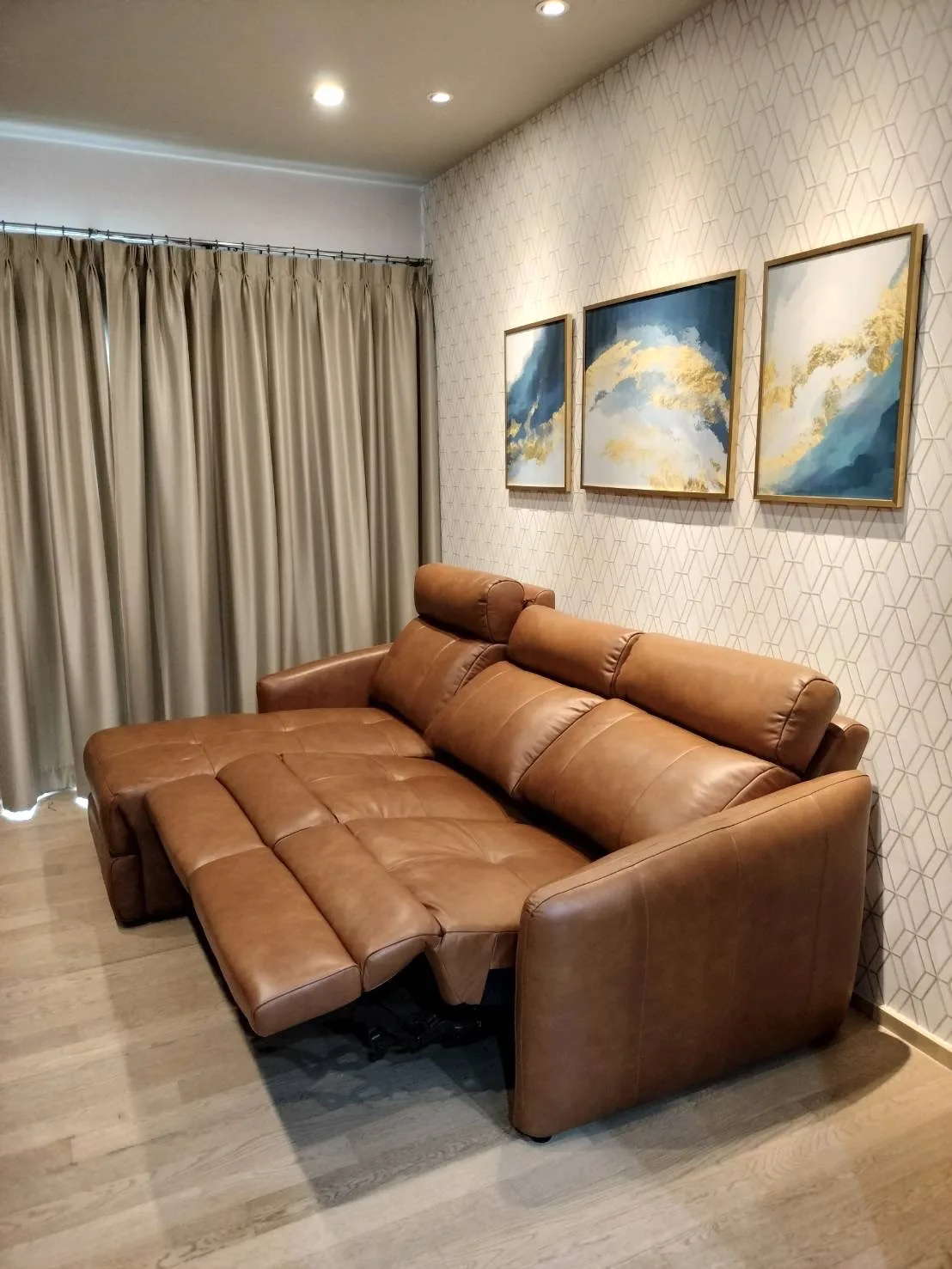 Property photos for Noble Refine