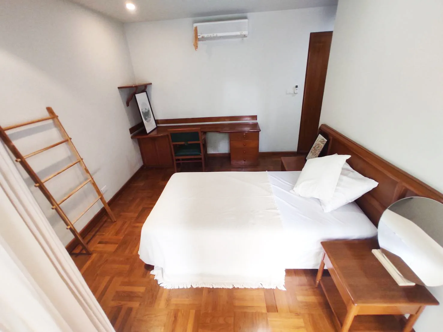 Property photos for Ma Peng Seng Apartment