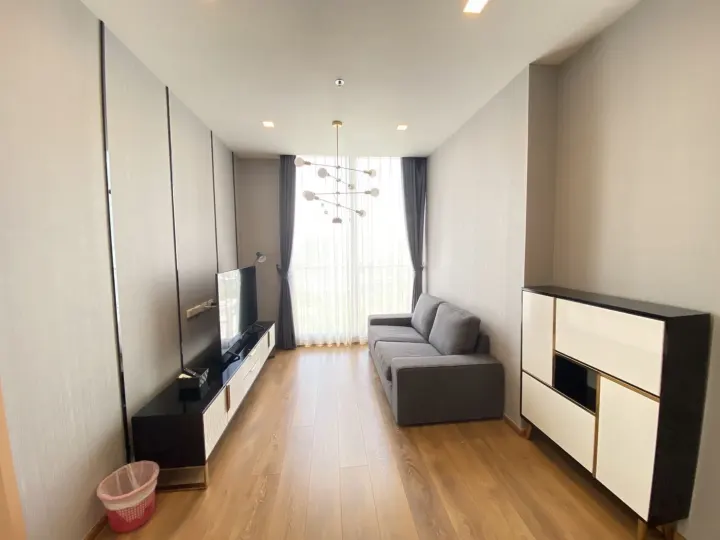 Property photos for Noble BE 33