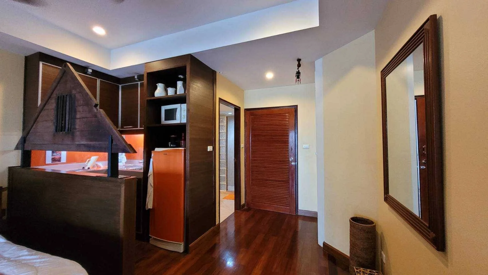 Property photos for Park Beach Condominium