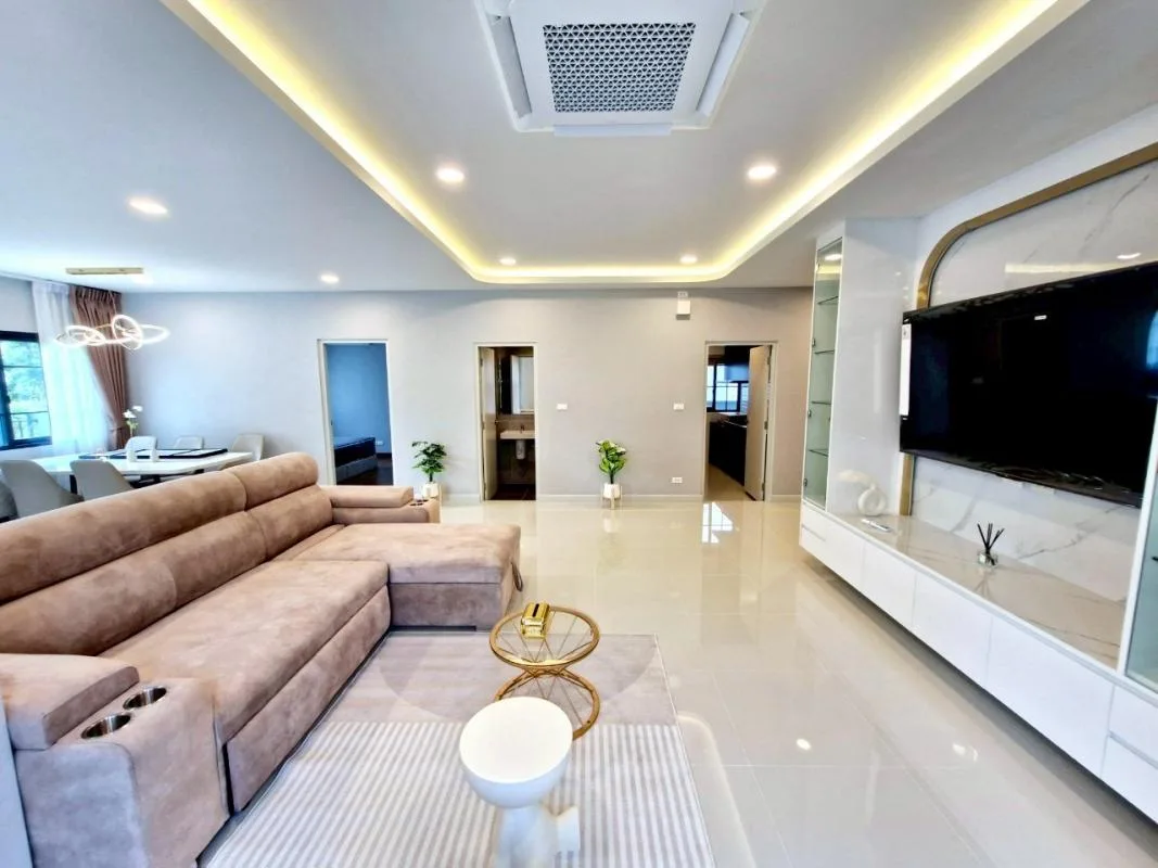 Property photos for Centro Bangna - Km.7
