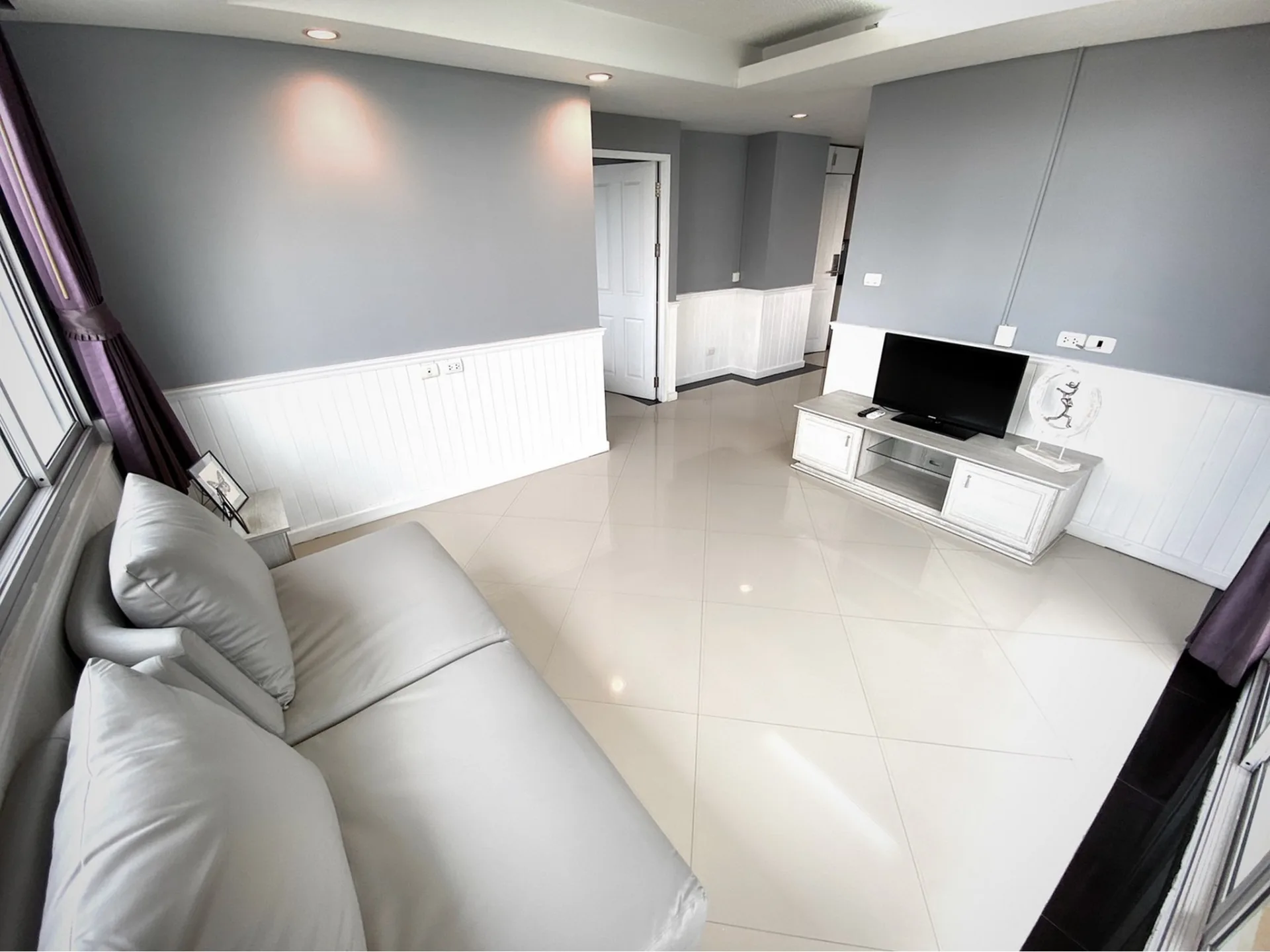 Property photos for The Waterford Sukhumvit 50 Onnut