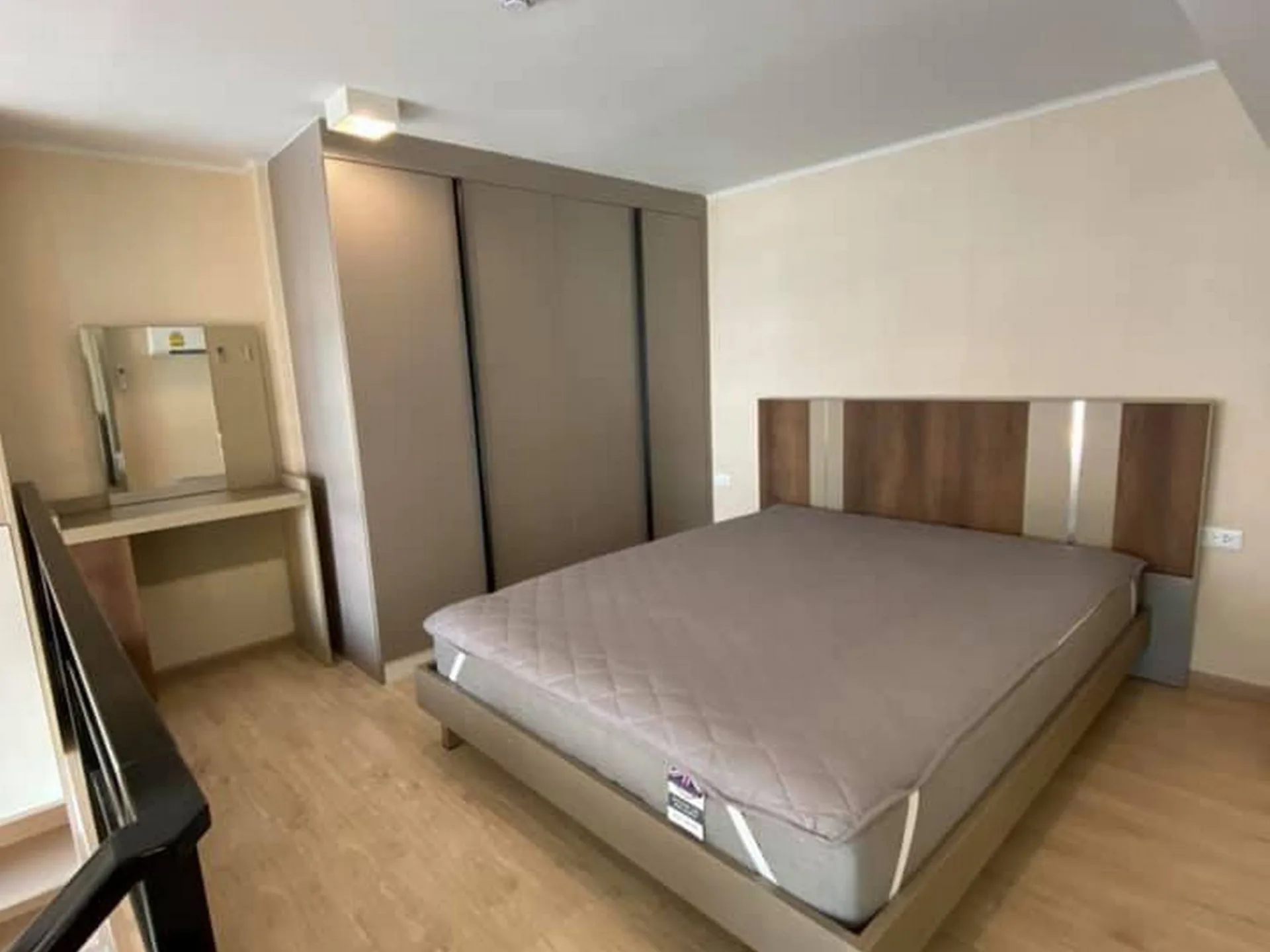 Property photos for Ideo New Rama 9