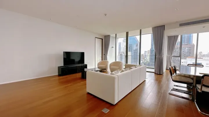 Property photos for Kraam Sukhumvit 26