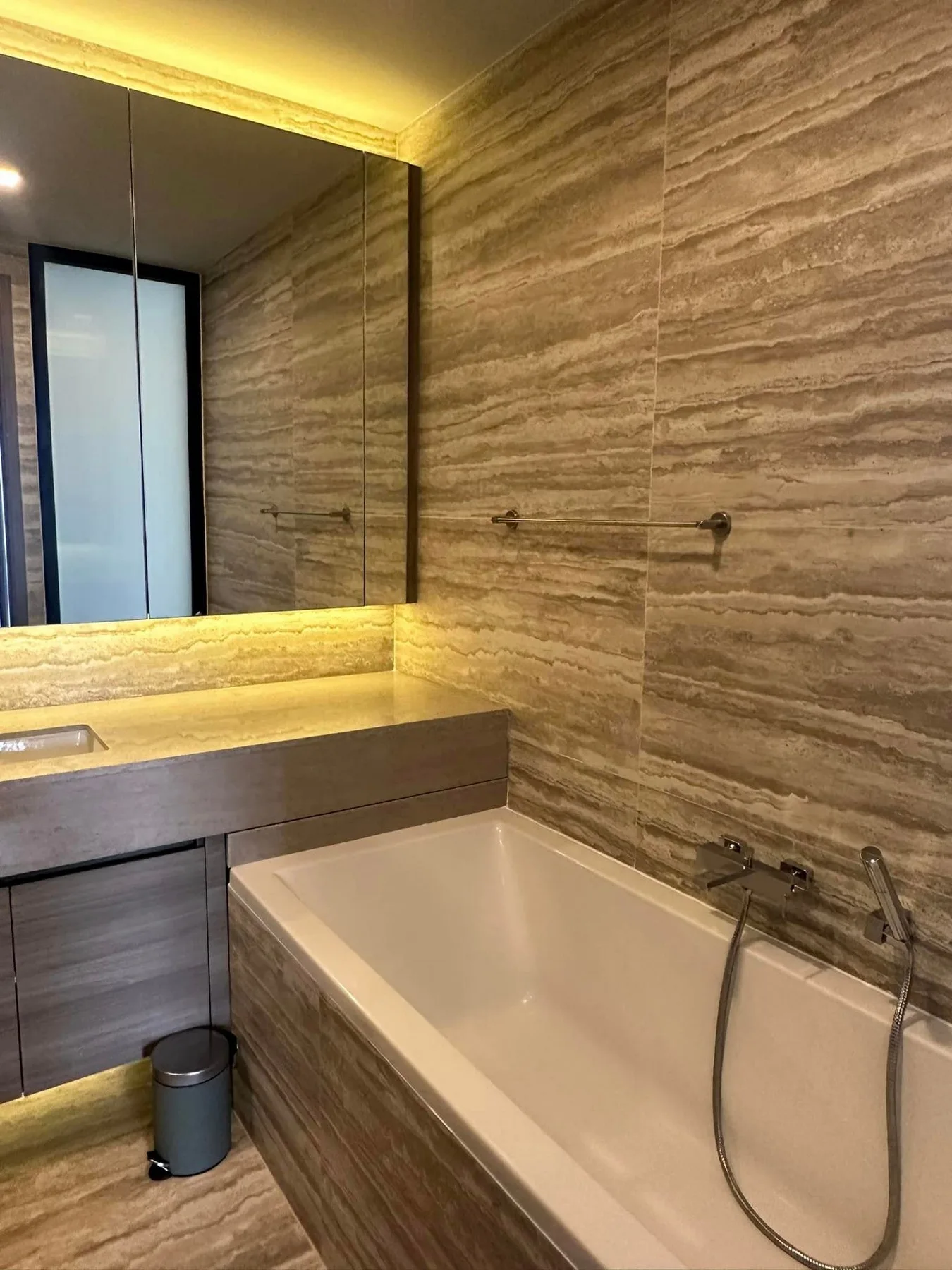 Property photos for Celes Asoke