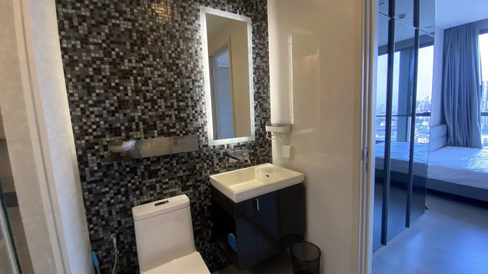 Property photos for The Room Sathorn - St.Louis