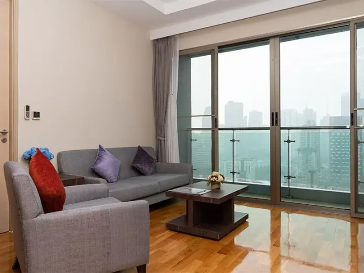 Property photos for 39 Boulevard Executive Residence