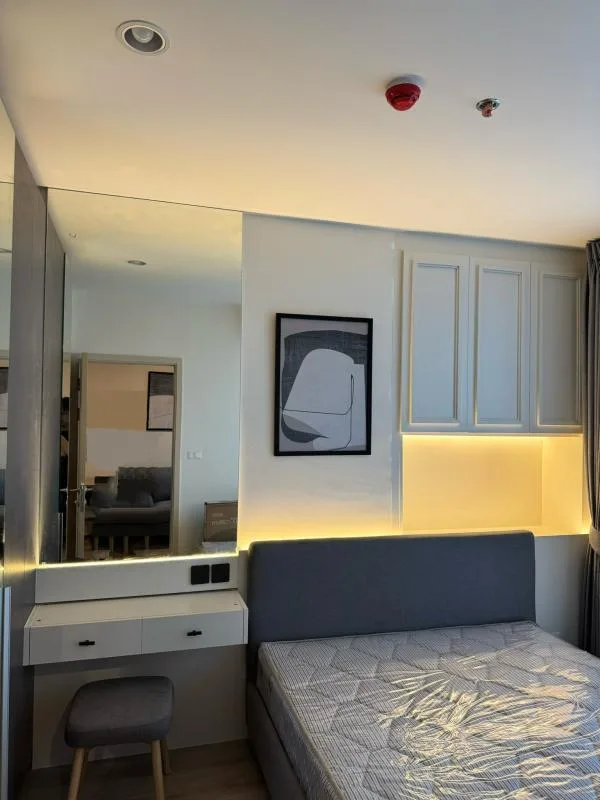 Property photos for Nue District R9