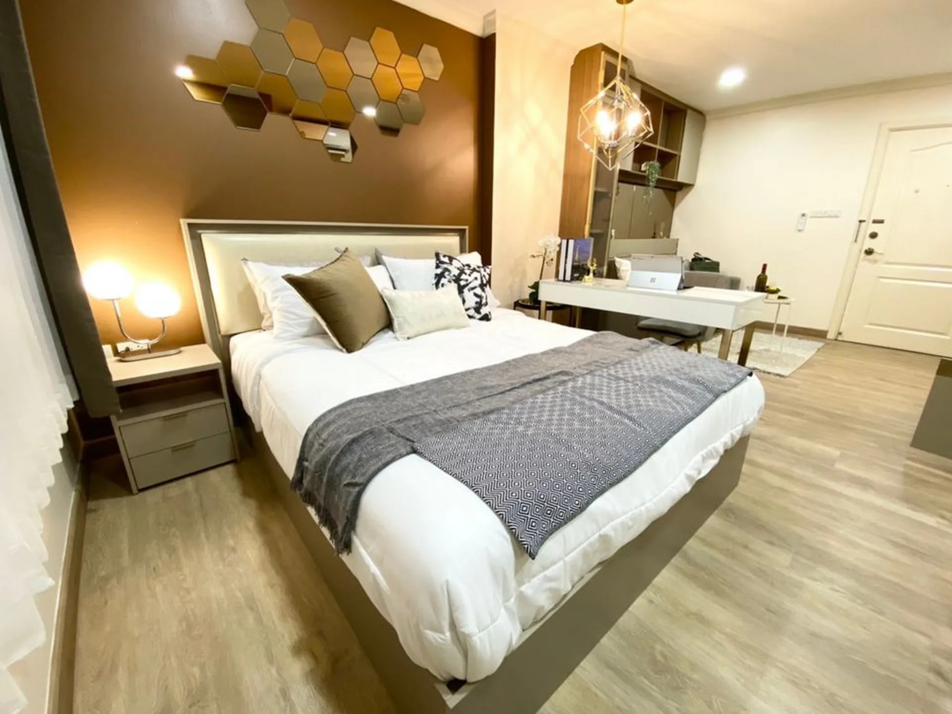 Property photos for Lumpini Suite Sukhumvit 41