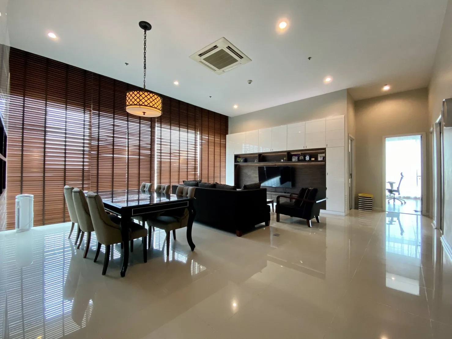 Property photos for Circle Condominium