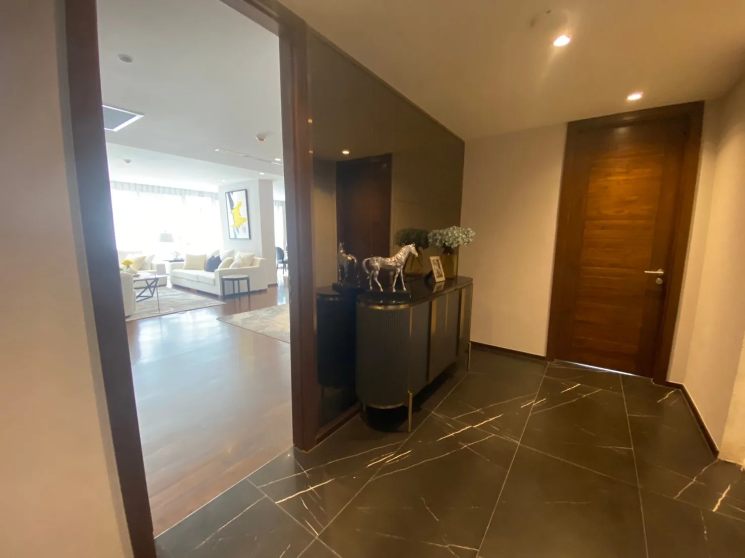 Property photos for La Citta Delre Thonglor 16