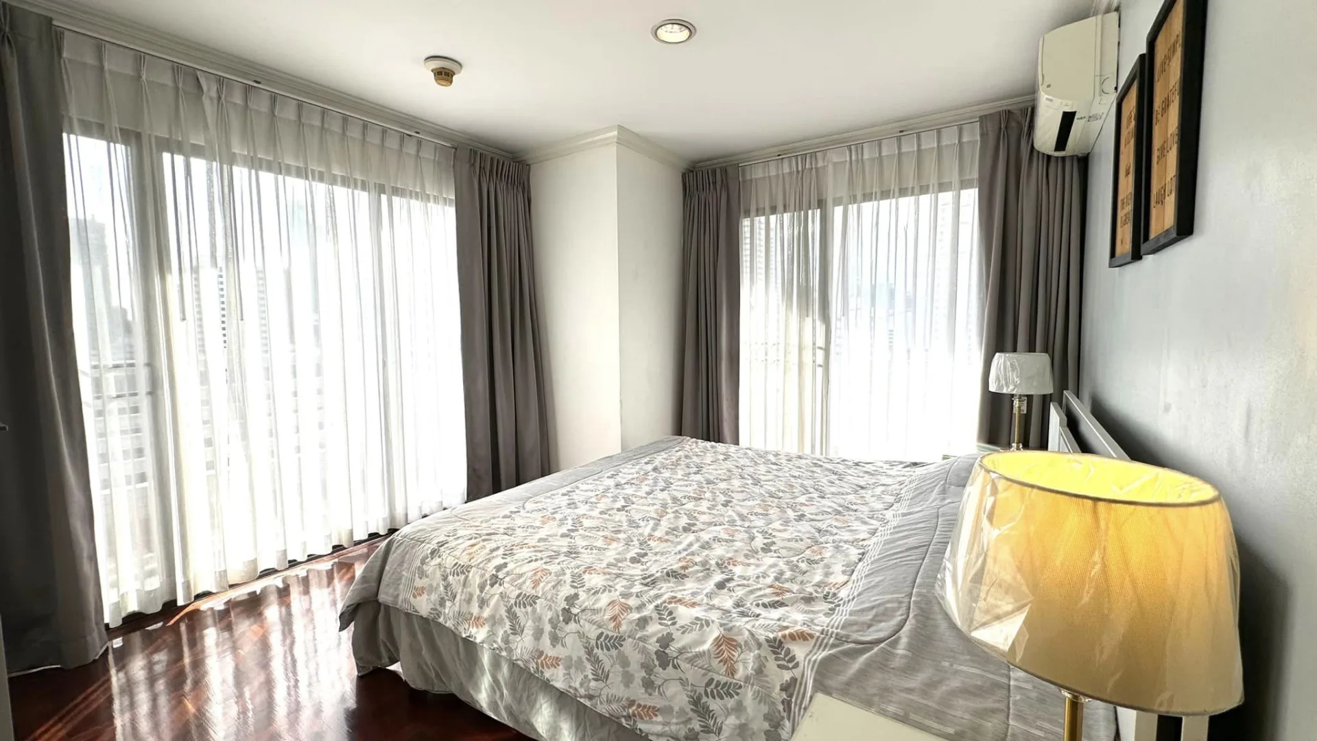 Property photos for Richmond Palace