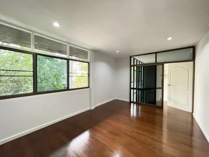 Property photos for Single House Townhome In Soi Vibhavadi Rangsit 16 /20