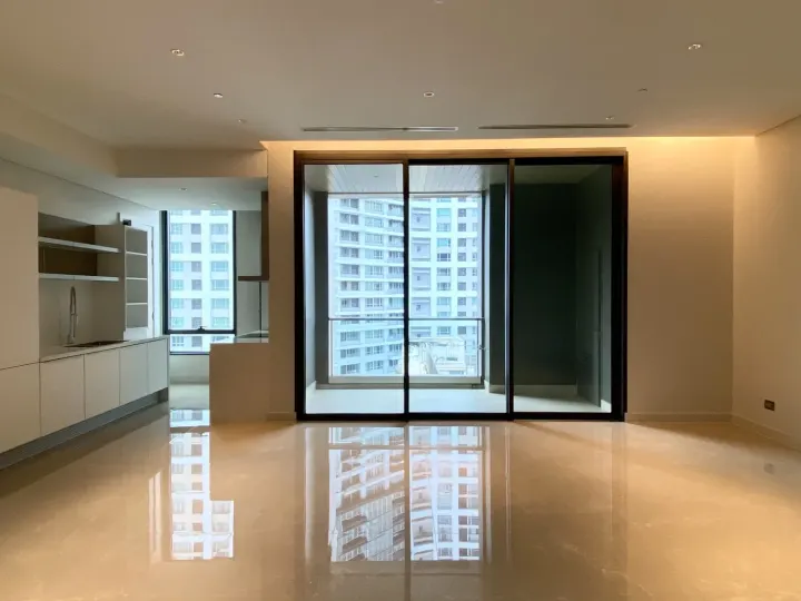 Property photos for Sindhorn Residence