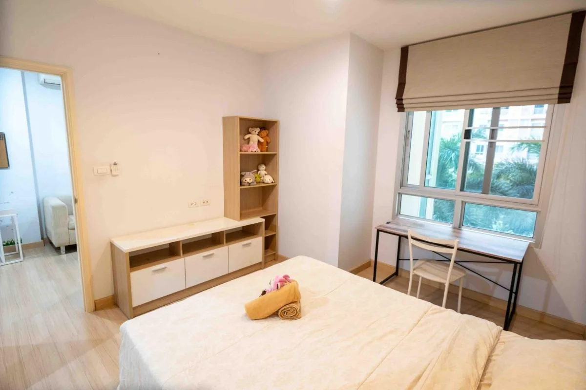 Property photos for Centric Scene Ratchavipha