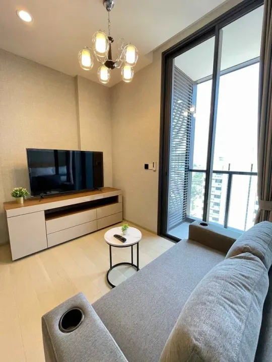 Property photos for The Extro Phayathai-rangnam