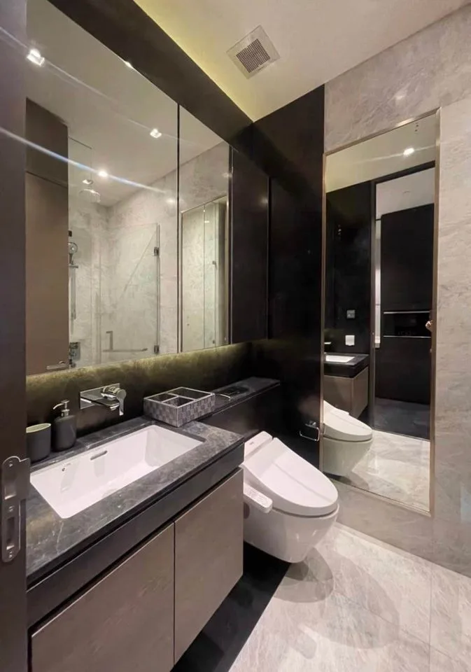 Property photos for 28 Chidlom
