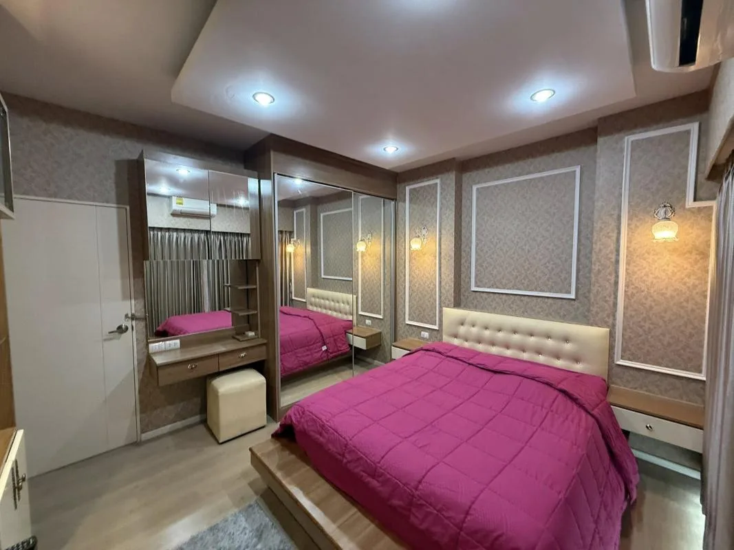 Property photos for Baan Klang Muang Sukhumvit 77