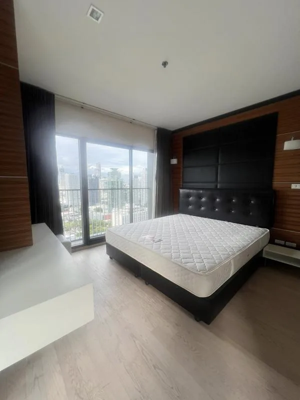 Property photos for Noble Remix