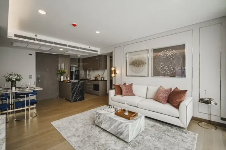 Property photos for Siamese Exclusive Queens