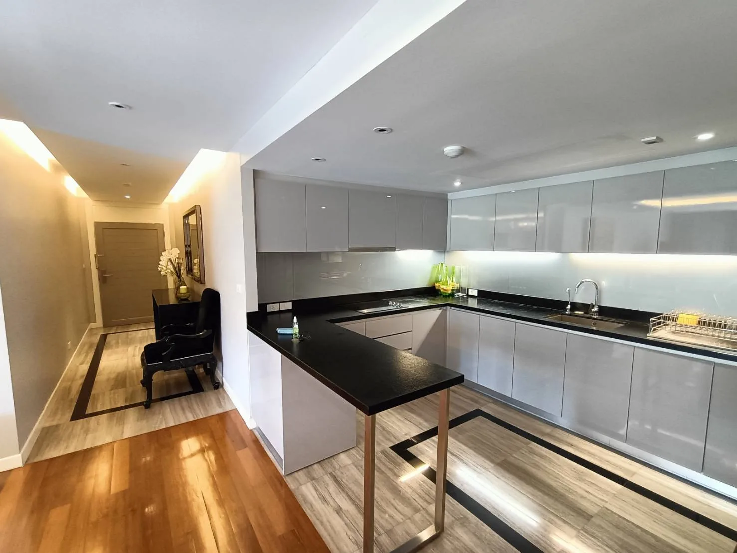 Property photos for La Citta Penthouse