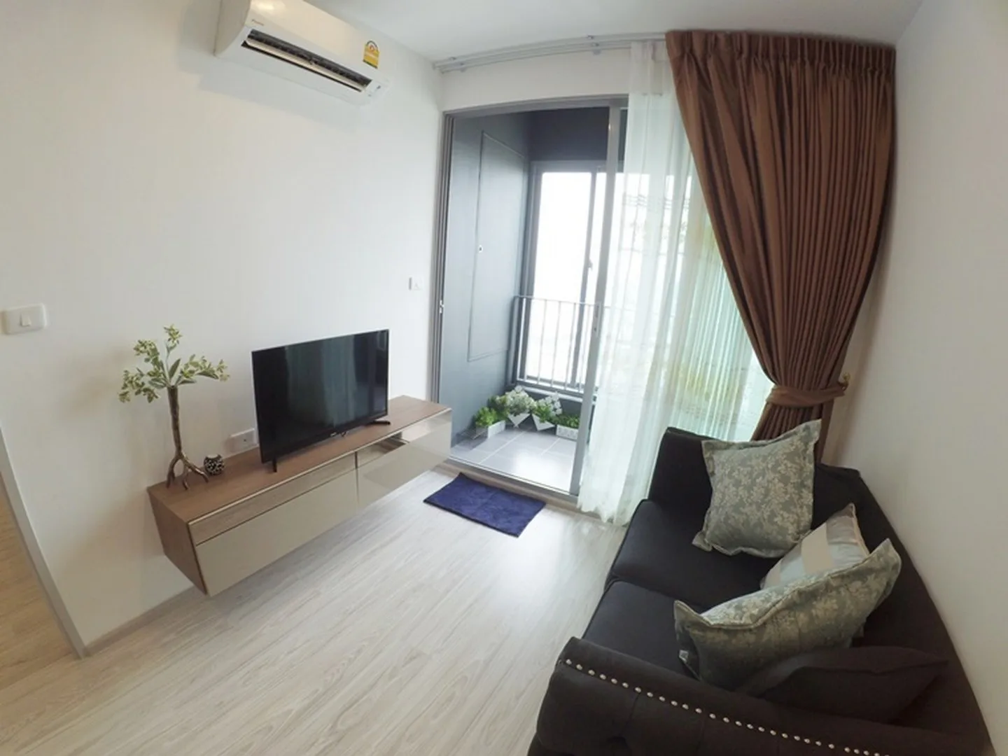 Property photos for Ideo Mobi Bangsue Grand Interchange