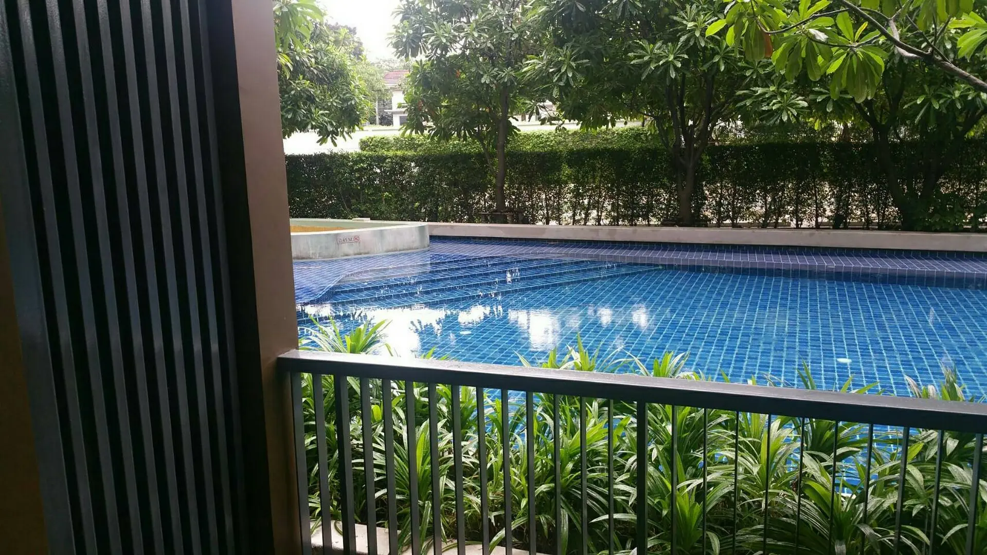 Property photos for Metro Luxe Kaset