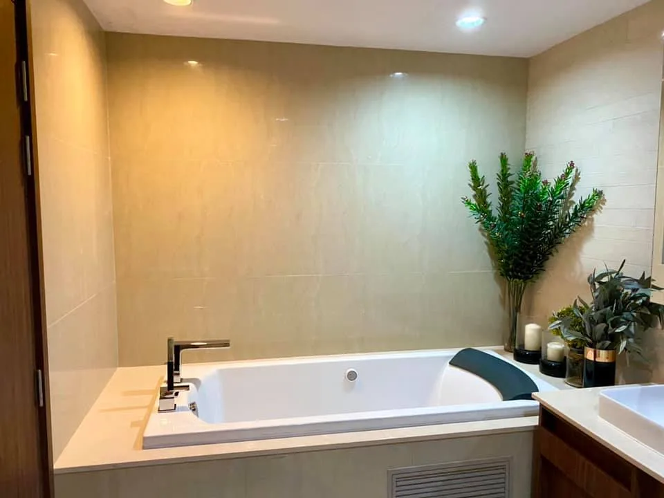 Property photos for The Hudson Sathorn 7