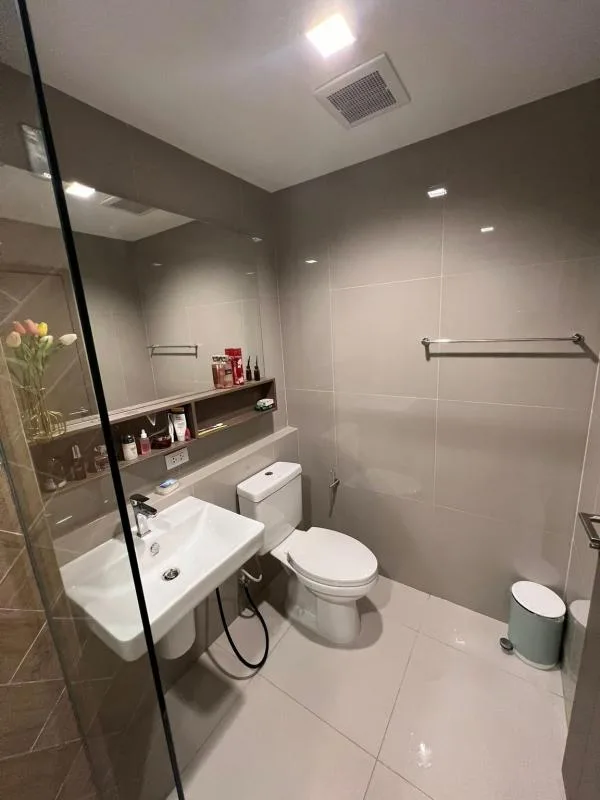 Property photos for THE LINE Phahonyothin Park