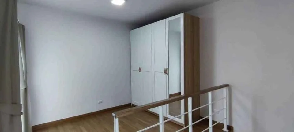 Property photos for Baan Klang Muang Srinakarin