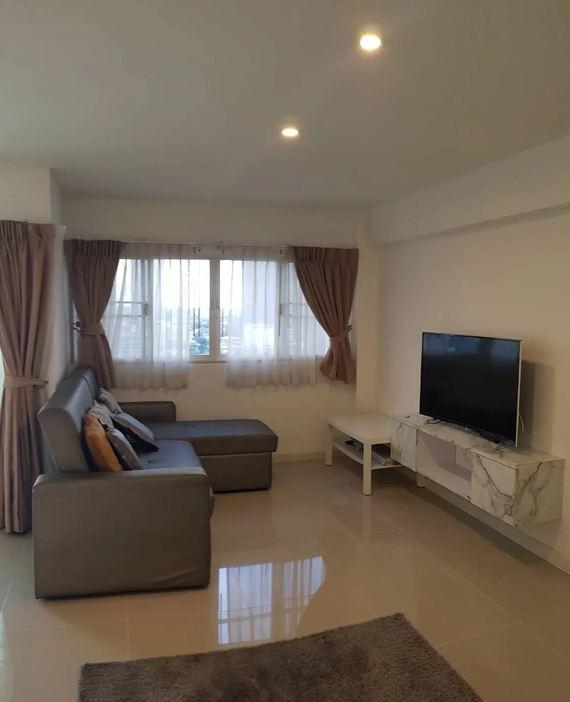 Property photos for Thonglor Tower