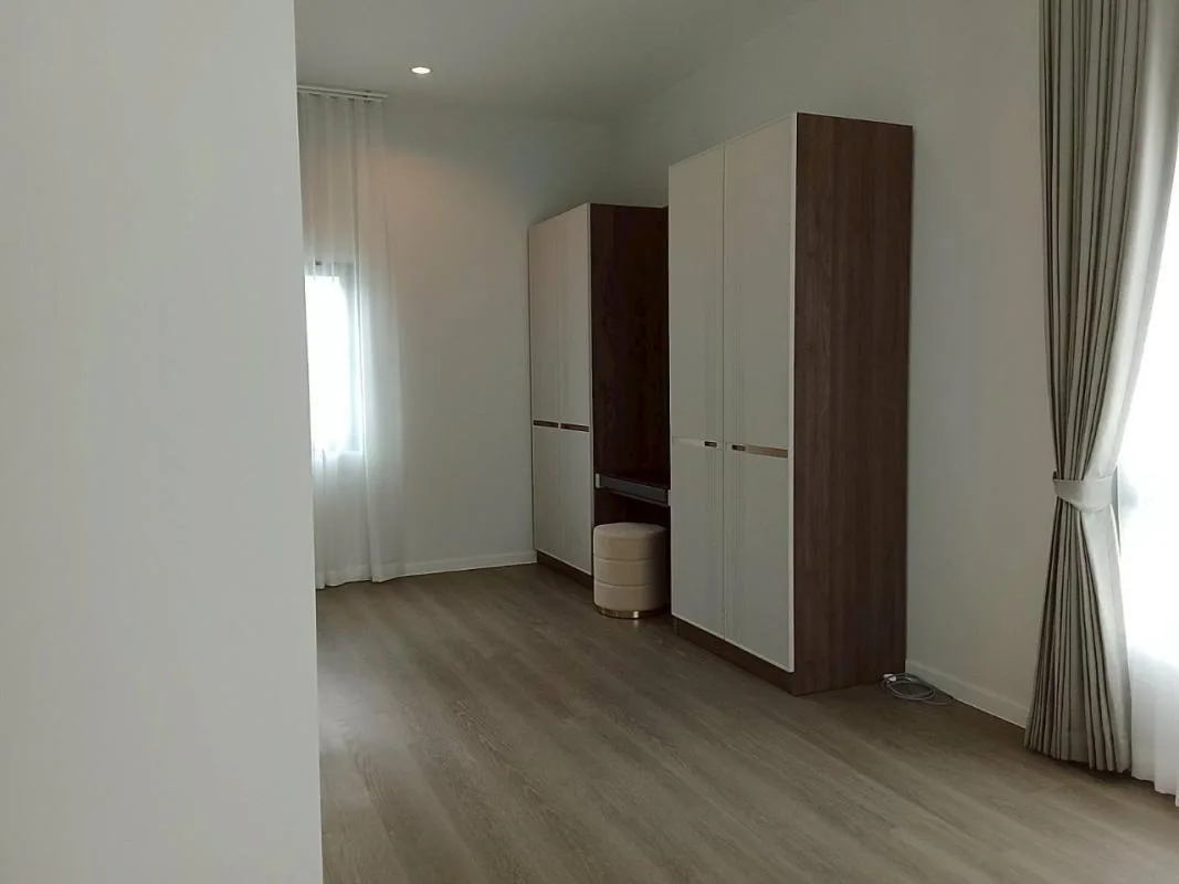 Property photos for Sansiri 10 East