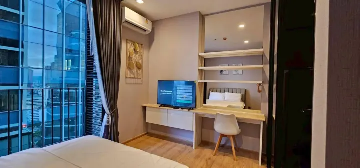 Property photos for Noble Around Ari