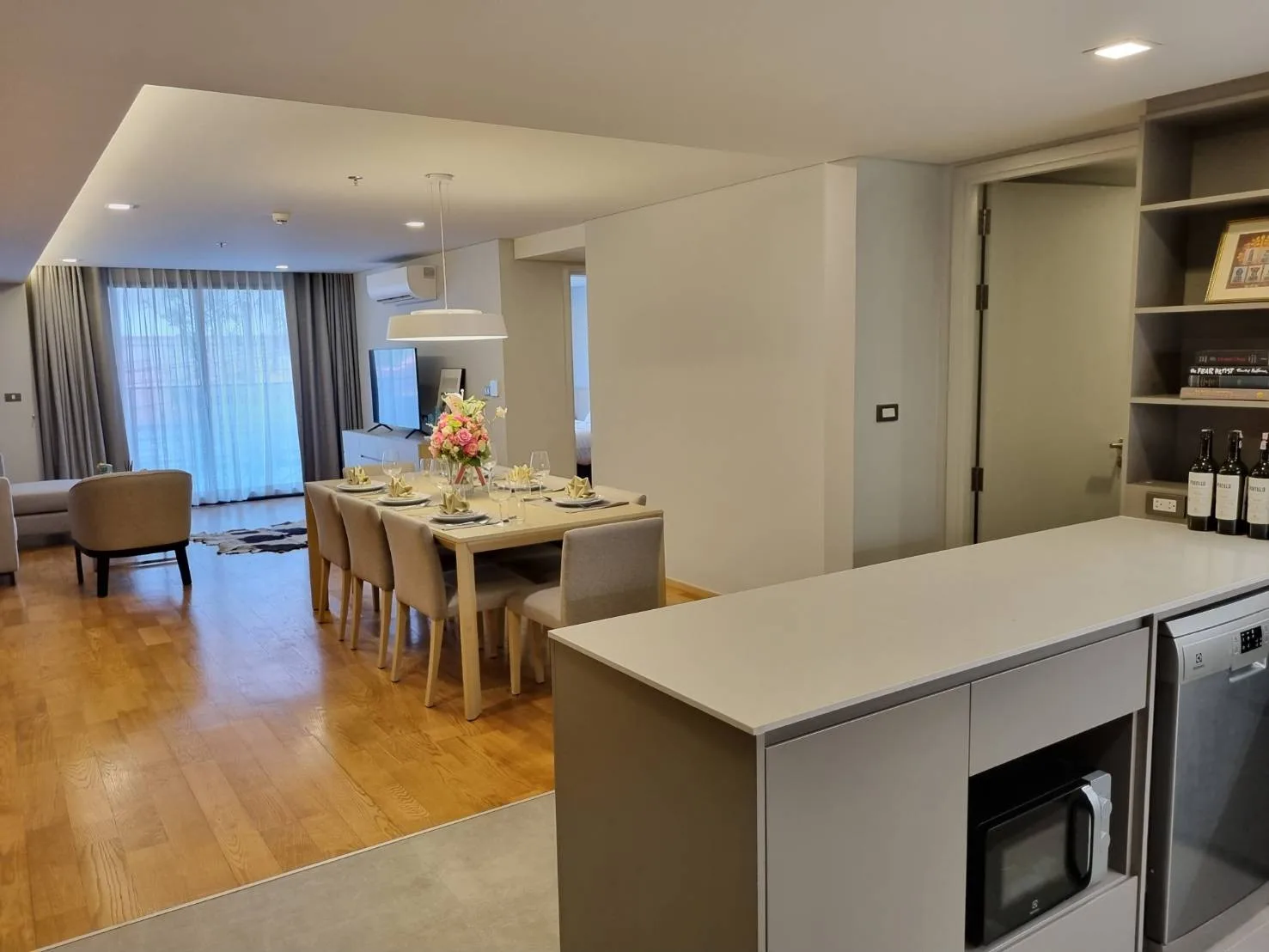 Property photos for Piya Apartment Sukhumvit 15