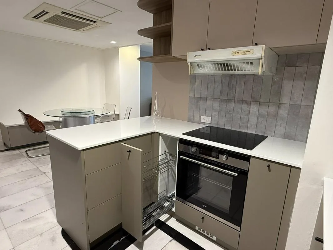 Property photos for Lake Avenue 16