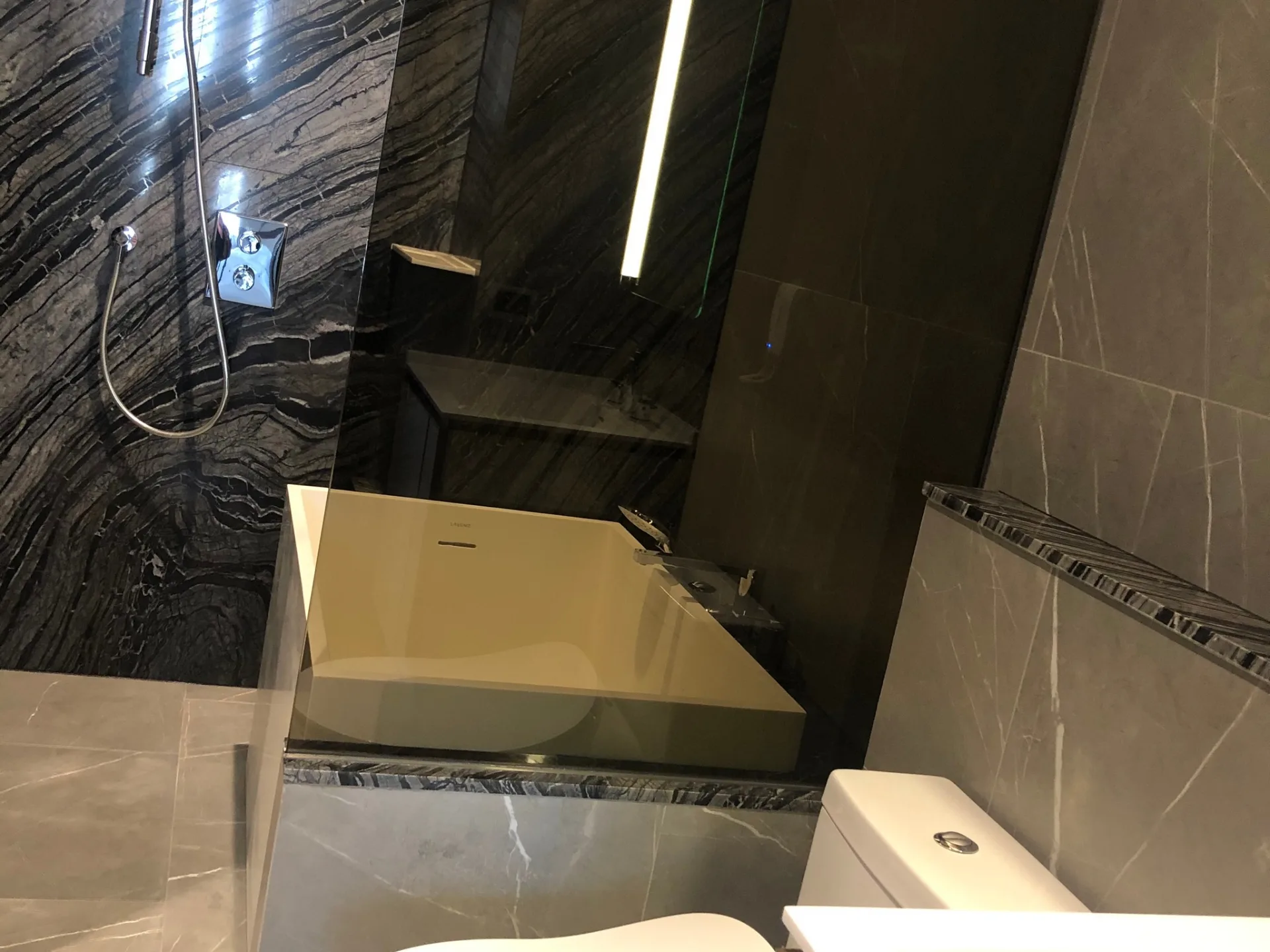 Property photos for The Reserve Sukhumvit 61