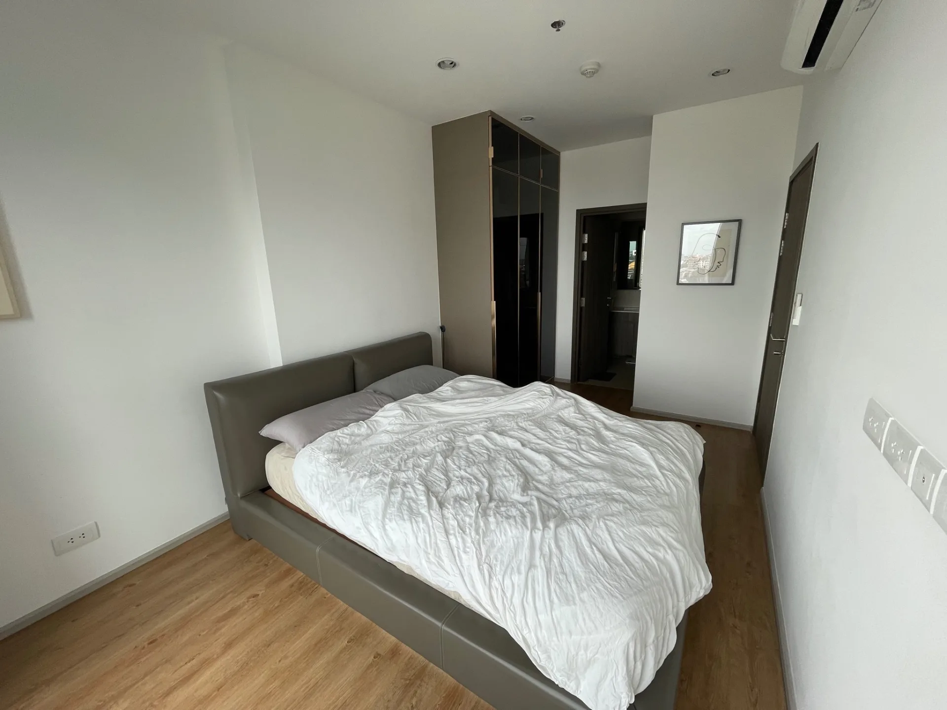 Property photos for IDEO Mobi Sukhumvit 66
