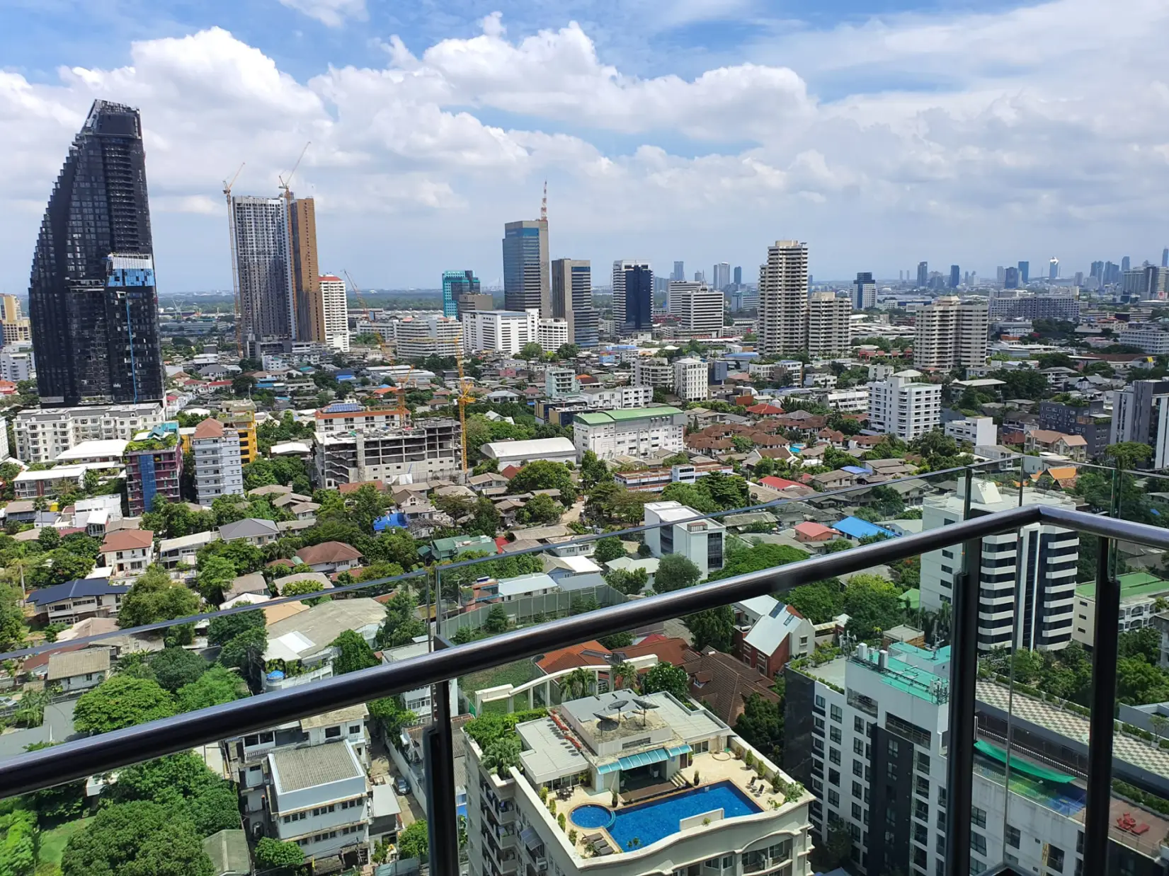 Property photos for BEATNIQ Sukhumvit 32