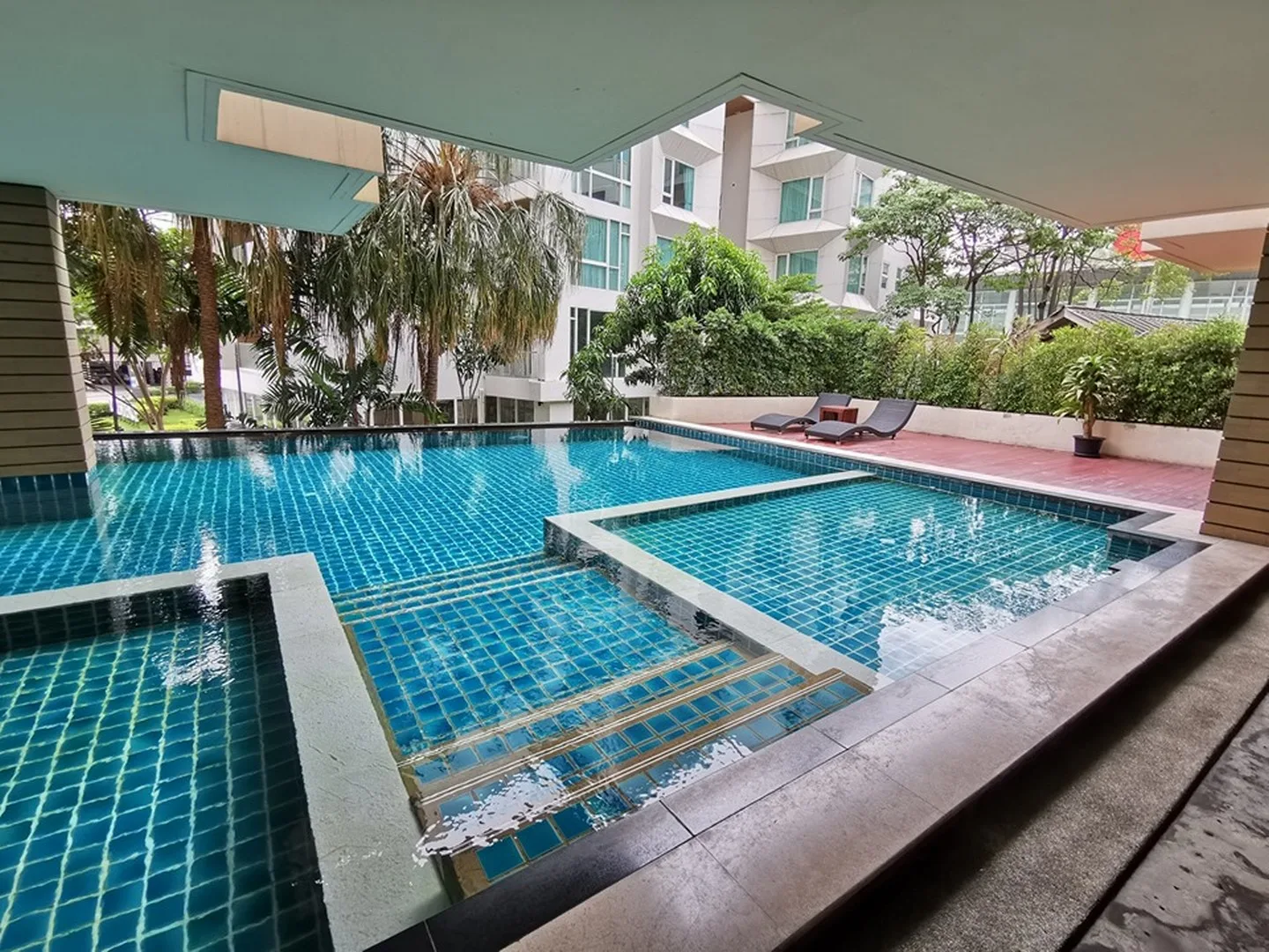 Property photos for The Amethyst Sukhumvit 39