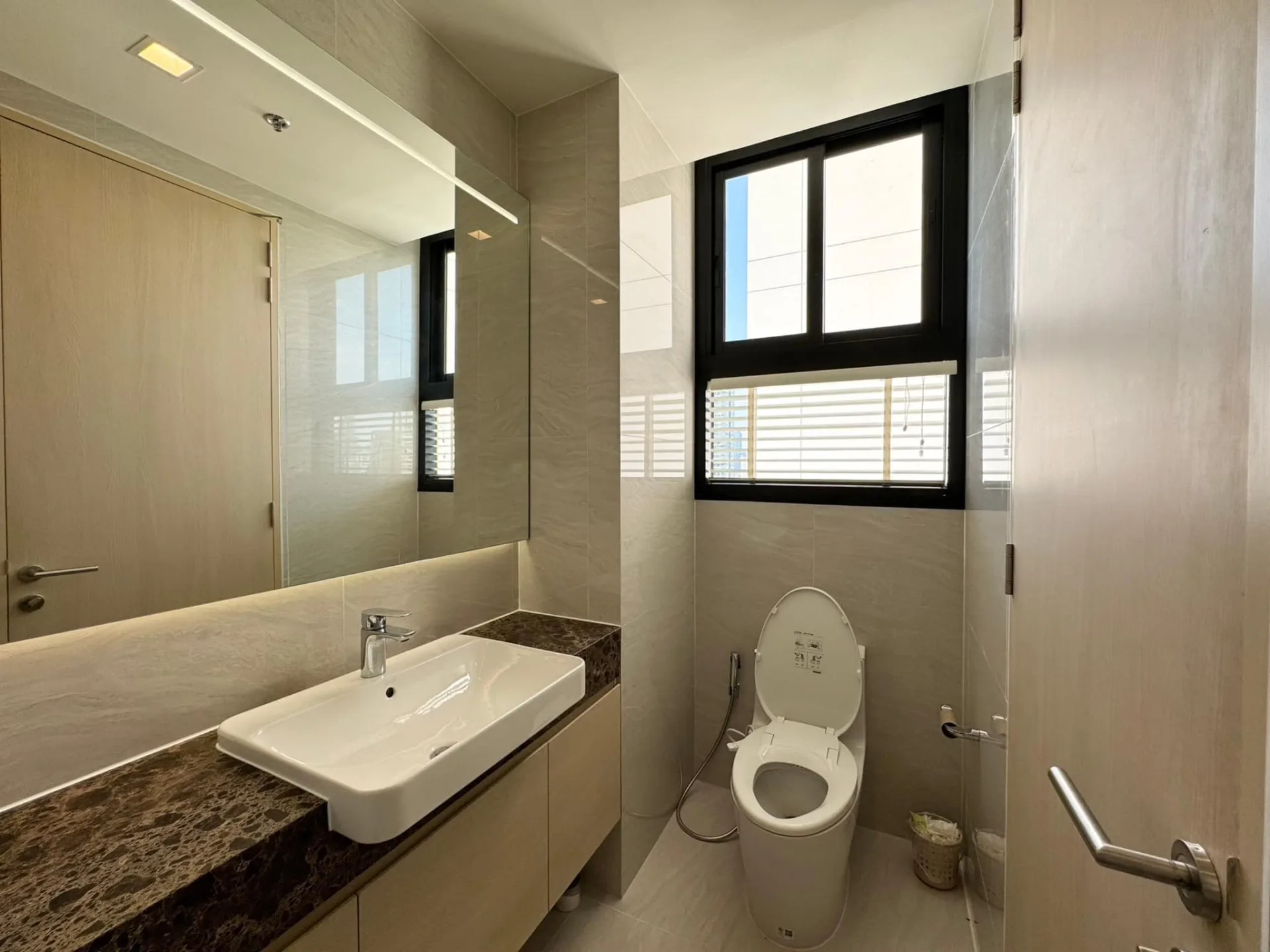 Property photos for Noble State 39