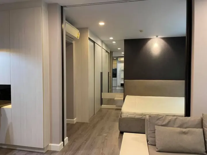 Property photos for The Room Sukhumvit 40