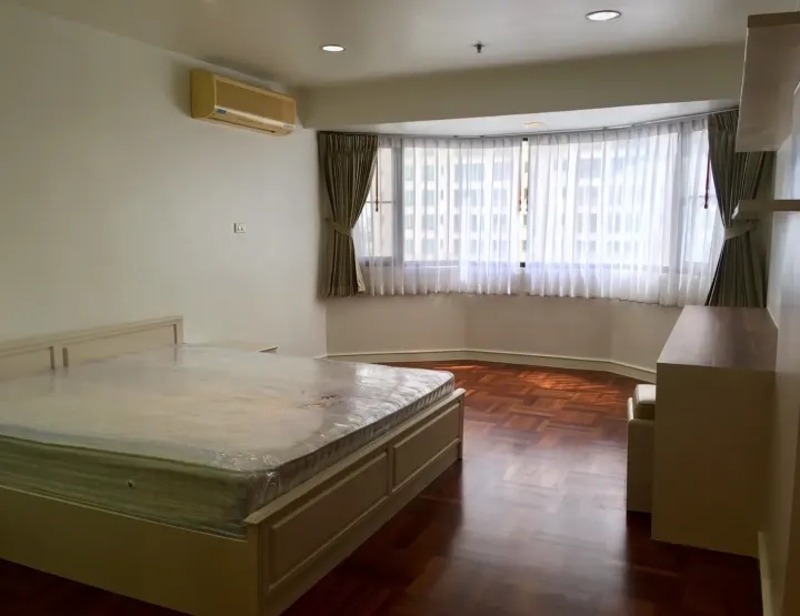 Property photos for Baan Suanpetch