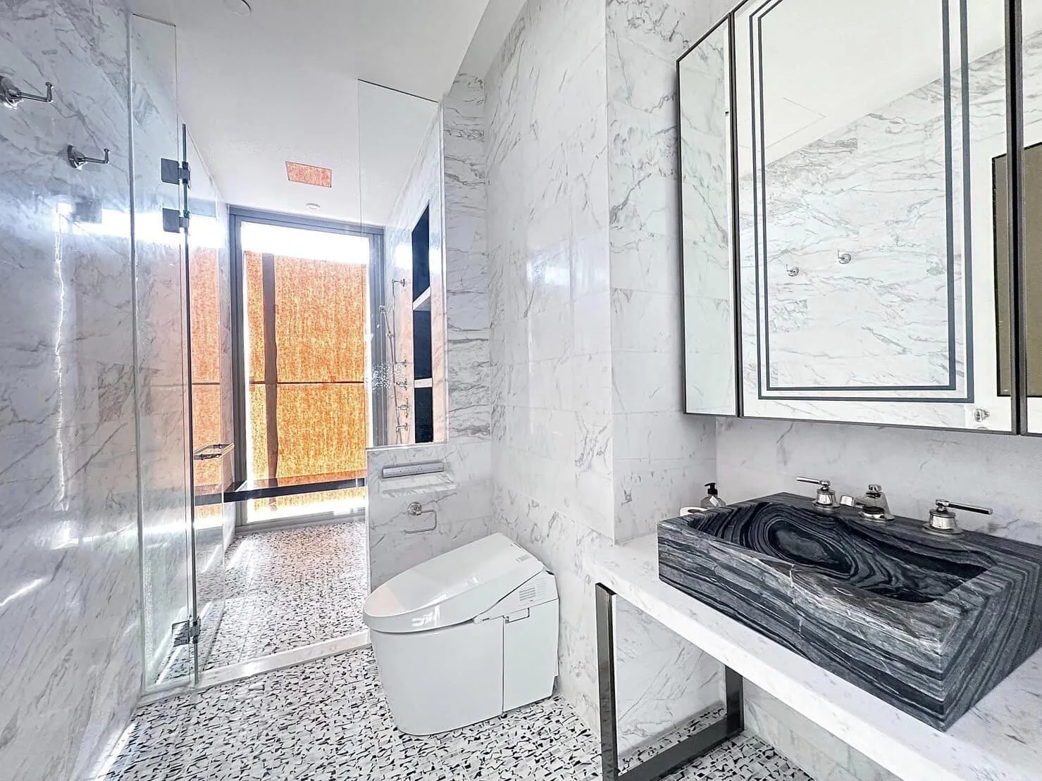Property photos for The Residences At Mandarin Oriental