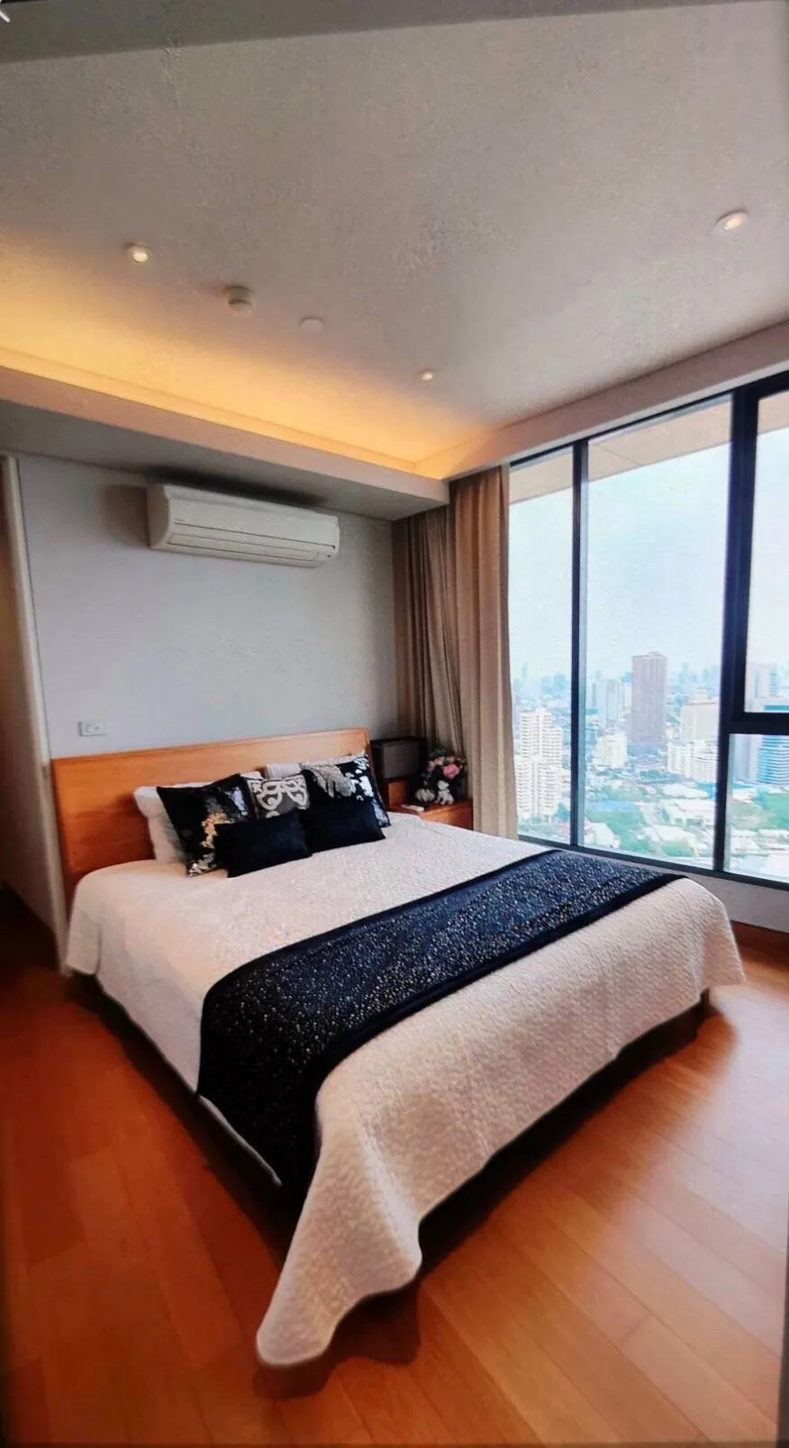Property photos for The Lumpini 24