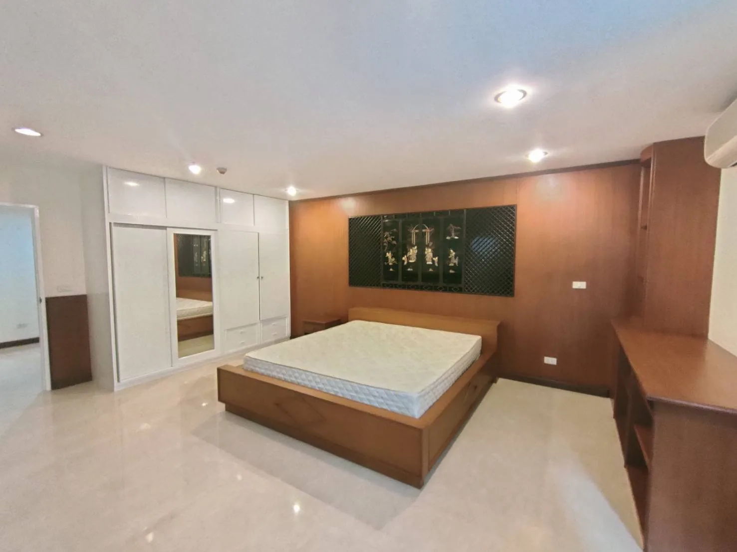 Property photos for Kasemsuk Mansion